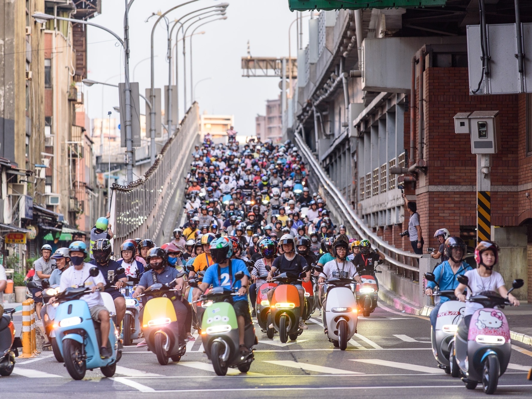 Taipei_Bridge_Ride_Go.jpg